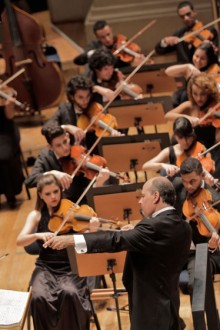Orquestra-Jovem-do-Estado-maestro-Claudio-Cruz