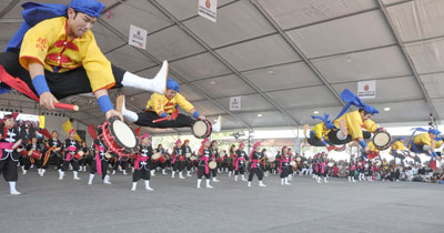 EISÃ: dança de tambores de Okinawa